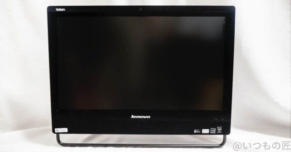 旧メインデスクトップはThinkCentre M93zでした。一体型の割に高スペックで重宝していました。