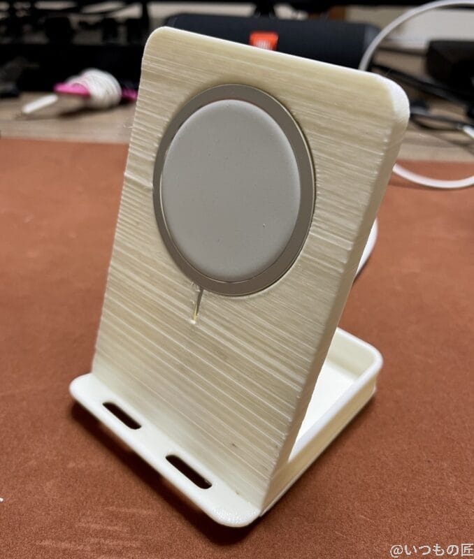 3Dプリンタ製 MagSafe充電器スタンド