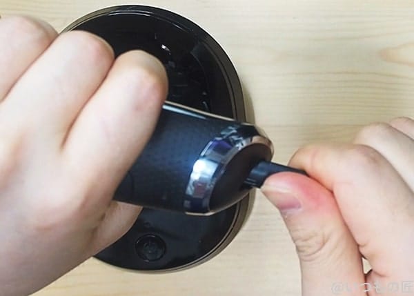 brown-series9は充電しながら剃れない