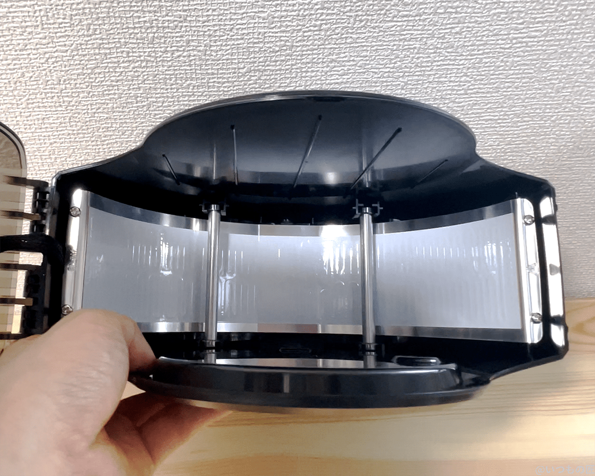 Fila Dryer S2の内部構造として、2本の棒ベアリングが備えていることです。