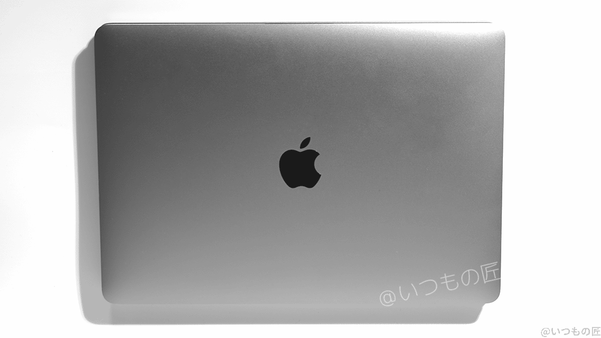 M2モデルに乗せたM1モデルはピッタリ重なっており、差が見られない。