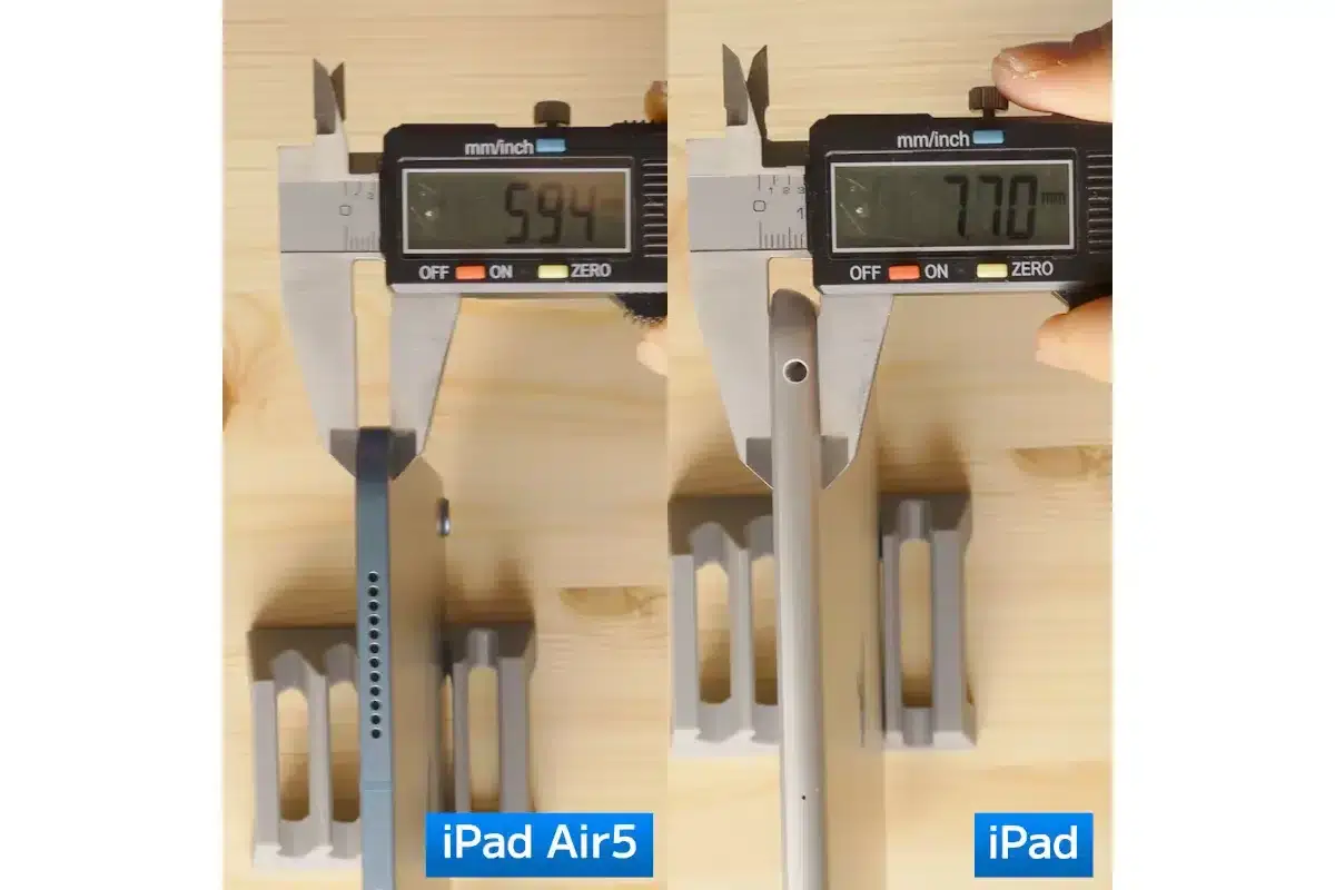 Pad Air5の厚さは5.94mm、無印iPadの暑さは7.70mmです。それぞれ保護フィルm込みの厚さです。