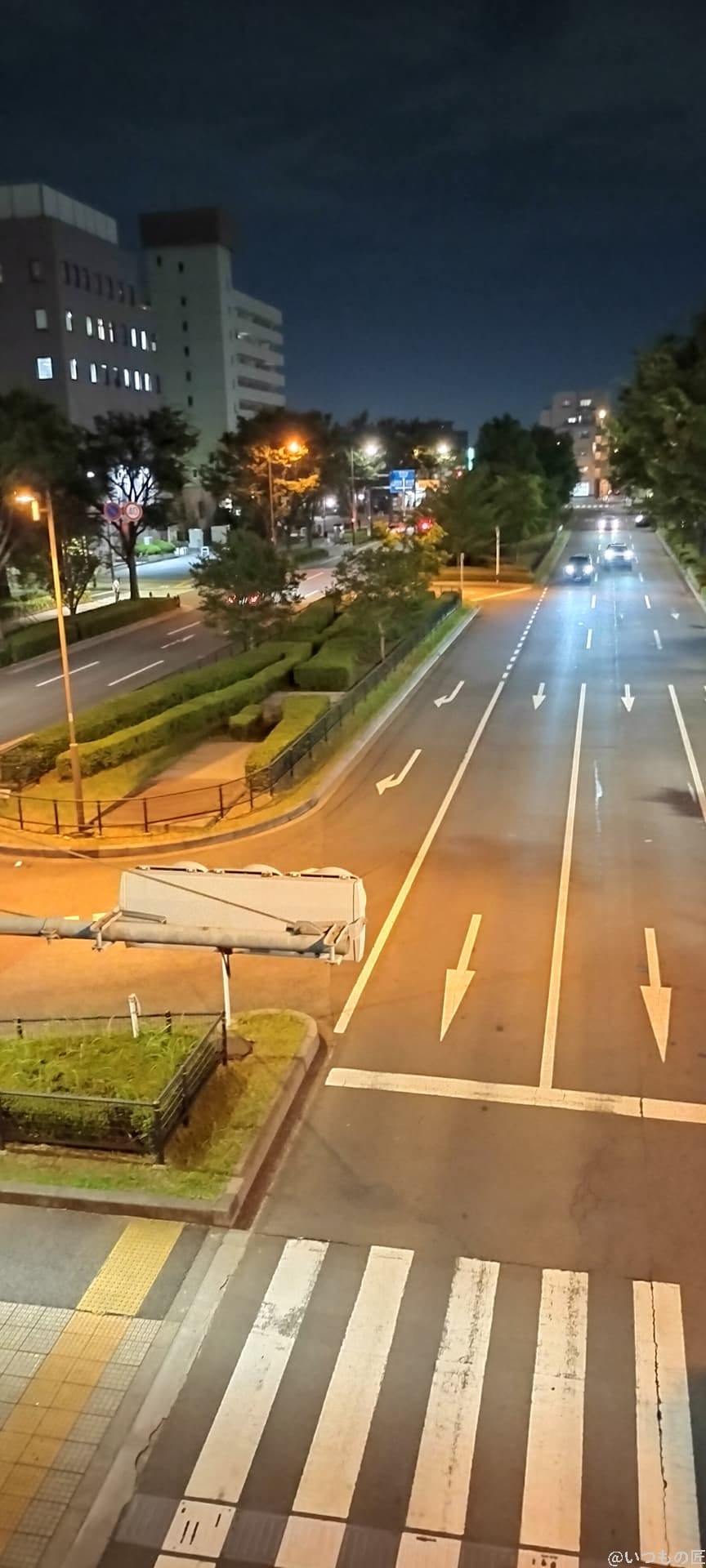 OPPO Reno9 A 夜景モード 作例4