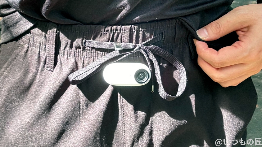 Insta360 GO 3 レビュー
腰に貼ったInsta360 GO 3カメラ