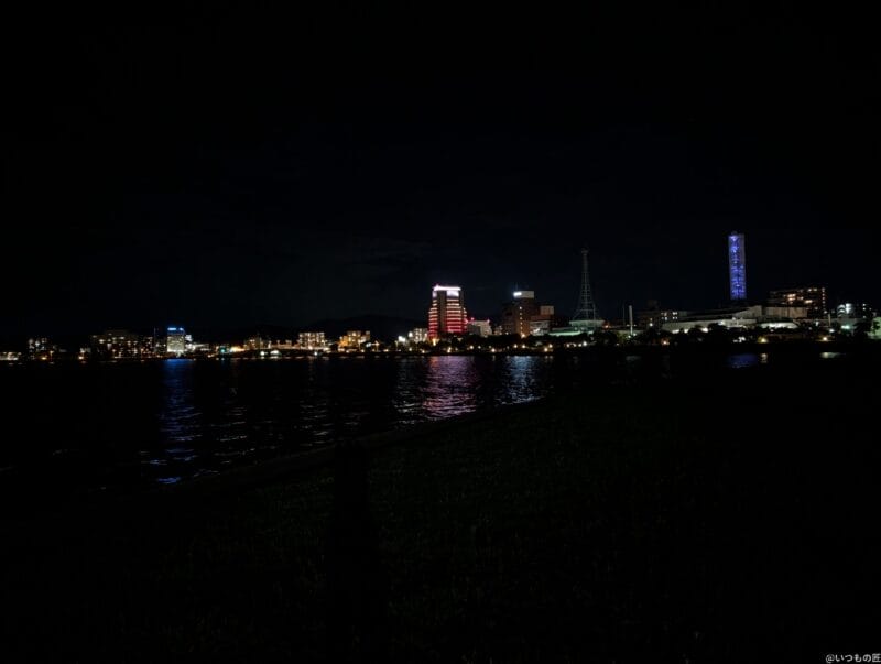 Google Pixel 9 Pro カメラ
Google Pixel 9 Pro の通常モードでズーム撮影した夜景写真