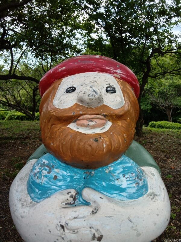 AQUOS wish4 カメラ AQUOS wish4 インカメラで撮影した人形の銅像の写真