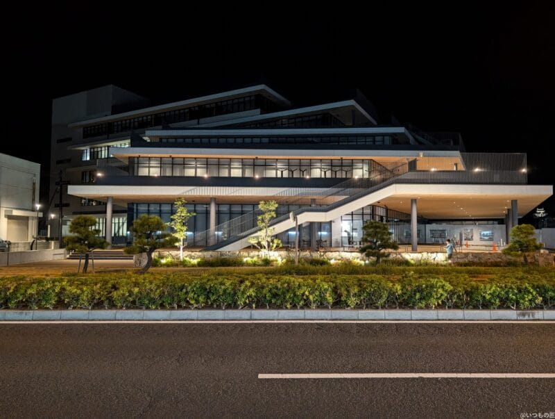 Google Pixel 9 カメラ
Google Pixel 9 で夜間撮影した写真