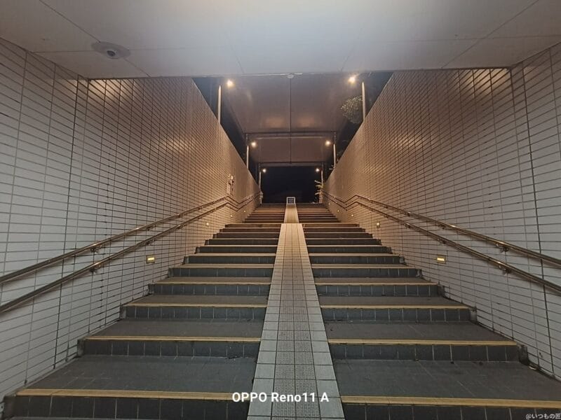 OPPO Reno11 A カメラ 
OPPO Reno11 Aで夜間撮影した写真