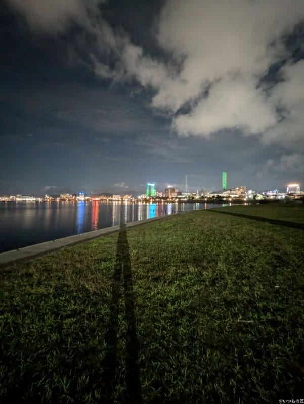 Google Pixel 8a カメラ
Google Pixel 8aでズーム撮影した夜景写真