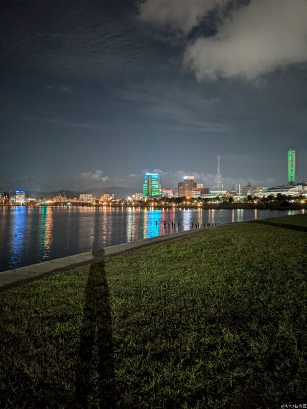 Google Pixel 8a カメラ
Google Pixel 8aでズーム撮影した夜景写真