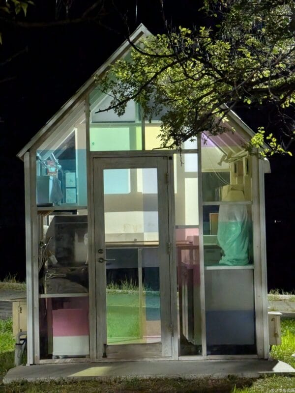 Google Pixel 9 Pro Fold カメラ
Google Pixel 9 Pro Foldの通常モードでズーム撮影した夜景写真