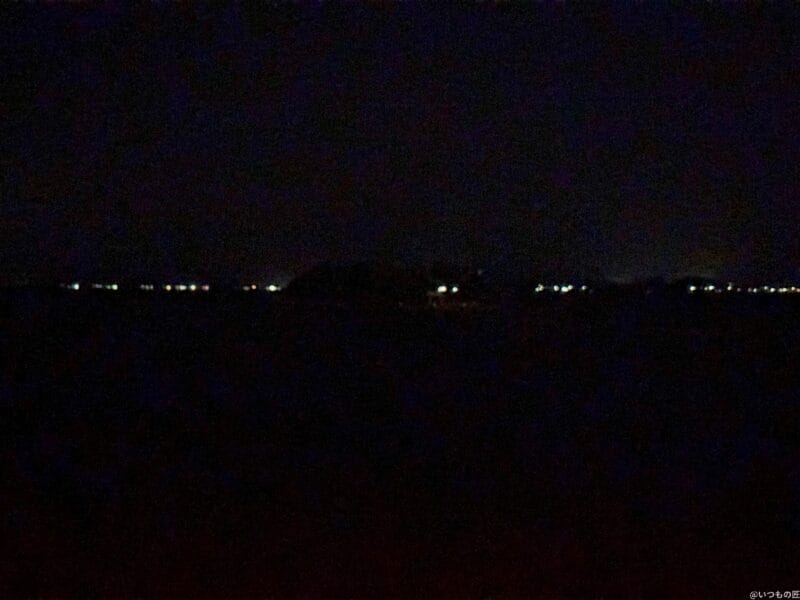 iPhone 16/16 Plus カメラ
iPhone 16の通常モードで撮影した夜景写真