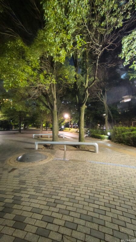 Google Pixel 8a カメラ Google Pixel 8aの通常モードで夜間撮影した写真