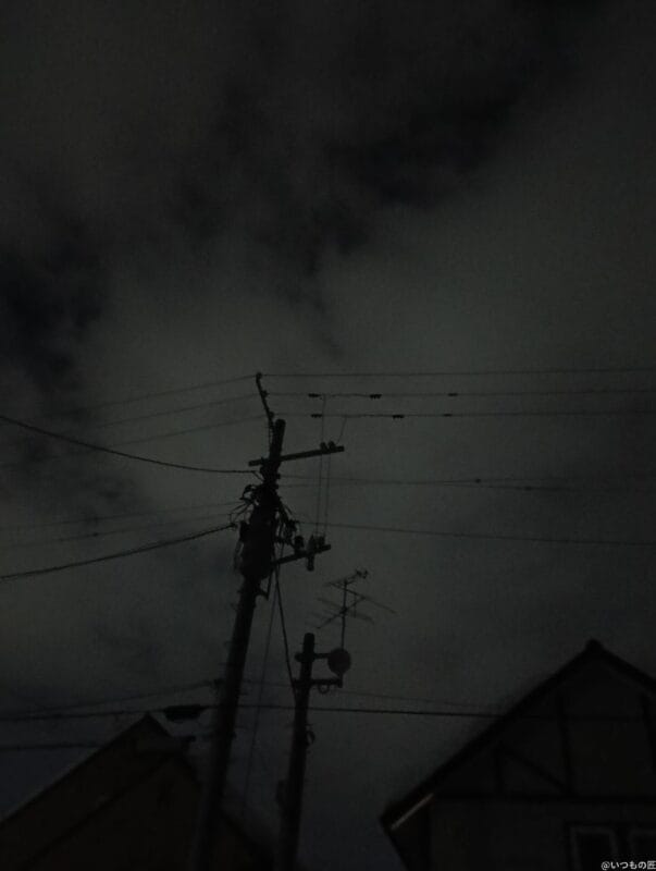 OPPO A3 5G レビュー
OPPO A3 5G 暗所で撮影した風景写真