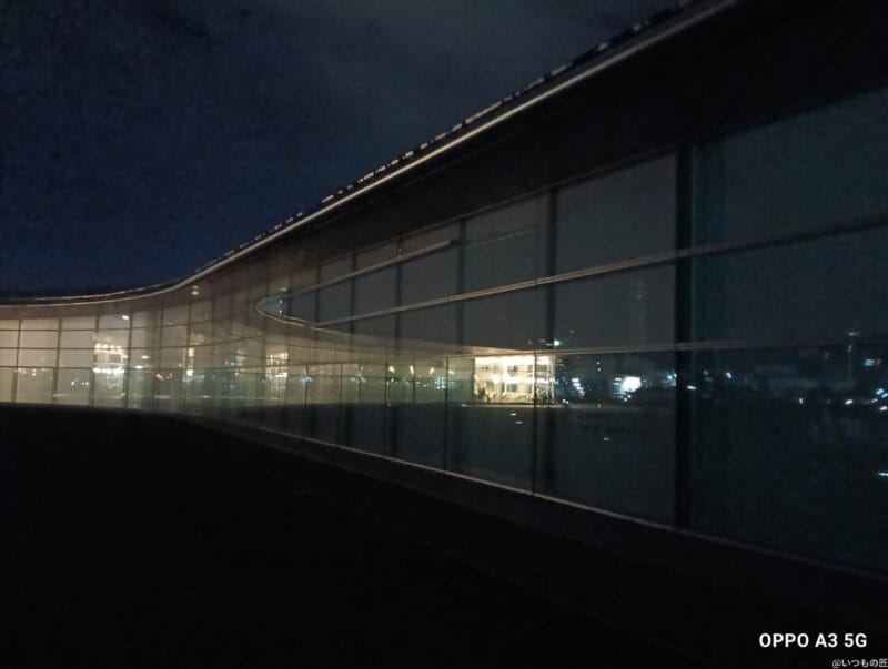 OPPO A3 5G レビュー
OPPO A3 5Gで撮影した夜景写真