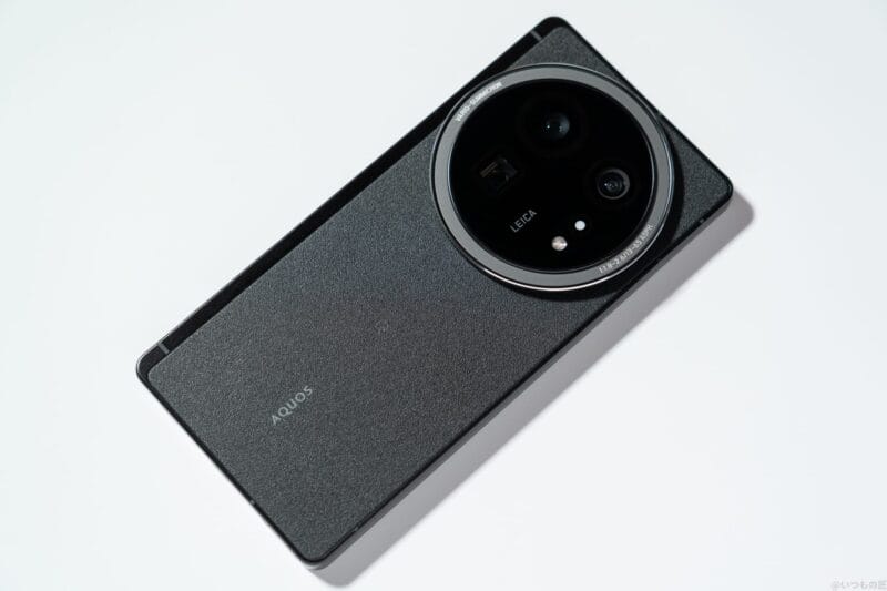 AQUOS R9 pro カメラ
AQUOS R9 pro本体のイメージ図